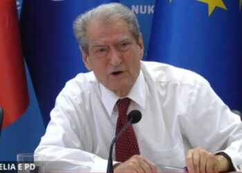 Berisha: Nëse do vendosnim të mos hynim në Parlament, Rama sot do ishte shumë i kënaqur! Betejë..