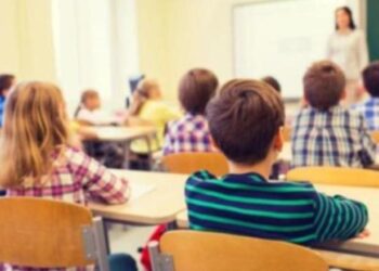 Ja çfarë përfshin programi qeverisës për arsimin/ Paga mesatare e mësuesve 1250 euro, integrim të AI dhe..