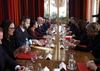 FOTOLAJM/ Mbahet mbledhja e parë e qeverisë ‘Rama 4’, pas betimit në Presidencë