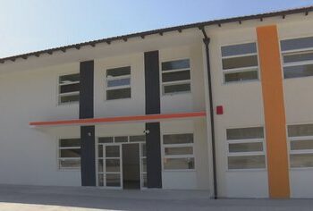 Paradoksi i shkollës së re në Selenicë: Kur erdhën kushtet, ishin larguar nxënësit