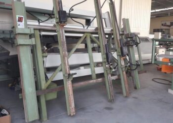 I shkaktuan 16 milionë lekë dëm kompanisë, pranga magazinierit e përgjegjësit që vodhën mobilerinë
