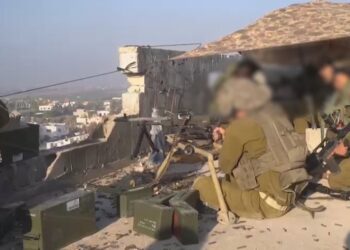 Hamasi tregon dy pengje me video, Izraeli pushton gjysmën e Gazës, 75 të vrarë në orët e fundit