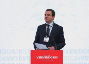 Pajtimi “i madh” me Kurtin, analistët: Osmani po bën llogaritë në përfundim të mandatit