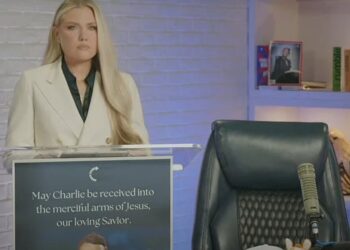 Gruaja e Charlie Kirk iu drejtohet “përgjegjësve” për atentatin: Nuk e keni idenë çfarë force të papërmbajtshme keni lëshuar në mbarë botën
