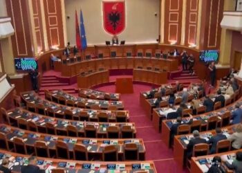 Parlamenti miraton Kryesitë dhe anëtarët socialistë të Komisioneve, ja si u ndanë votat