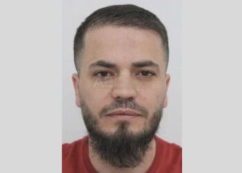 “Ekzekutimi i Klevis Lleshit u bë për 50 mijë euro”, SPAK: Aurel Hoxha porositësi. Arrestohet në Itali Sajmir Kolaveri