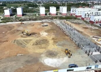 Nis puna për ndërtimin e stadiumit të Kamzës, Rama ndan pamjet: Me standarde të FIFA