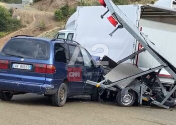Aksident i 6-fishtë në kufirin Shqipëri-Kosovë