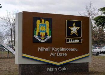 Ish-komandanti i NATO, Breedlove: Kjo bazë ajrore në Ballkan do të jetë pikë kyçe për të ardhmen e Ukrainës