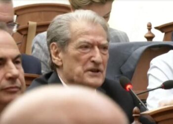 “Rekord i zi në historinë e parlamentarizmit”, Berisha-Peleshit: Rikthe seancën e 18 shtatorit, fshehu 18 Erion Veliaj