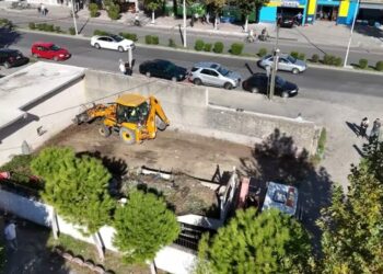 Çlirimi i hapësirave publike, Rama ndan të tjera pamje: Ecim, që nga Shkodra gjer në Vlorë!