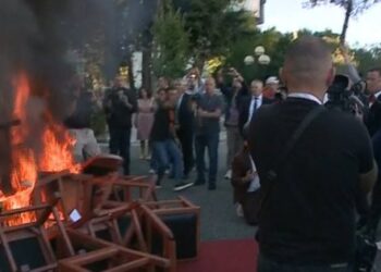 Betejat epike të shtatorit që digjen në fund me benzinë!