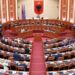 Live/ Nis seanca e parë e legjislaturës së XI-të, pritet të betohen 140 deputetët dhe të zgjidhet kryetari i ri!