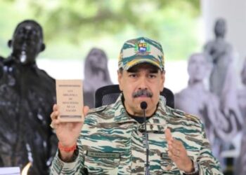 Presidenti i Venezuelës kërcënon SHBA-në: Do sulmojmë nëse përballemi me agresion ushtarak