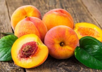 Bllokohet ngarkesa me pjeshkë nga Shqipëria: Kanë pesticide, të rrezikshme për fëmijët