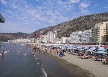 Përfundimi i verës dhe moti i paqëndrueshëm nuk mbyll sezonin/ Shëngjini i rezervuar edhe në shtator