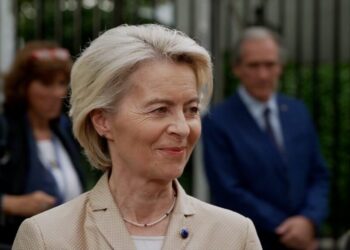 Von der Leyen: Shtetet e BE-së që blejnë gaz të lëngshëm rus duhet të heqin dorë