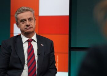 “Ngërçi politik po e lë Kosovën pa zë ndërkombëtar”/ Ambasadori britanik: Kushtetuesja duhet të respektohet