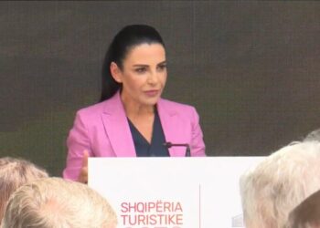 Nga nesër hapet rruga Qukës-Qafë Plloçë! Kalimi në tunelin e Llogarasë 250 lekë, jo më 5 euro
