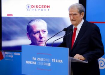 “Rama i përlyer në aferën korruptive të spiunazhit”/Berisha: McGonigal u pagua 225 mijë dollarë për të goditur opozitën