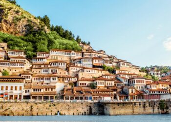 Më shumë kohë për projektet e turizmit dhe infrastrukturës/ Zgjatet afati i grantit të BERZH