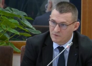 Pse Dumani në DASH është shuplakë e SHBA për Sali Berishën