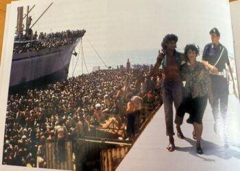 Fotot dramatike të anijes ‘Vlora’ në eksodin e gushtit ’91!