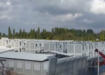 Çfarë ndodh me kampet e Gjadrit?/ Gjykata e Lartë në Itali i jep goditje dekretit të Melonit për emigracionin