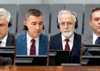 Haga lë në paraburgim ish-liderët e UÇK-së Kadri Veselin, Rexhep Selimin dhe Jakup Krasniqin: Ekziston rreziku që..