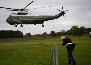 Helikopteri i çiftit Trump pëson defekt, Shtëpia e Bardhë sqaron ngjarjen: Ndodhi kur…