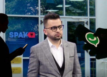 U mor i pandehur nga SPAK, zbardhen komunikimet e Erion Isait me pronaren e kompanisë: Të lutem zjarr se duhet të vulos