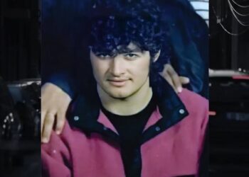 Ish-kapiteni i “Vlorës”: Më kërcënoi Gaz Muça, një burrë me fëmijë 4 muajsh më vuri thikën! Helikopteri italian u qëllua nga anija jonë