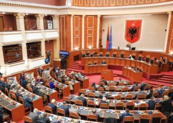 Nis legjislatura e re, Kuvendi mblidhet sot për herë të parë. Ja kush do të drejtojë seancën