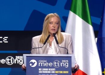 Giorgia Meloni reagon për protestat masive në Milano: E turpshme, dhuna nuk ka të bëjë me solidaritetin
