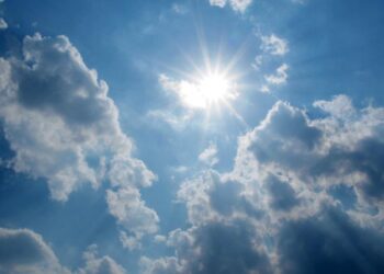 Sot temperaturat deri në 32 gradë Celsius.. Mot i kthjellët dhe me vranësira