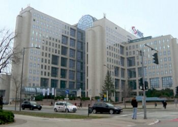 Amerikanët, gati sanksionet për industrinë serbe të naftës/ Trump i jep Vuçiçit edhe 8 ditë afat