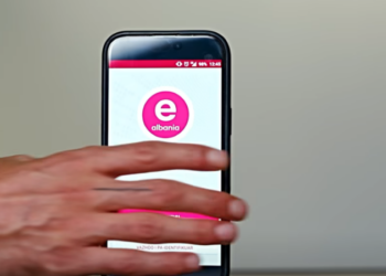 Taksat e mjeteve tani mund të paguhen online në e-Albania