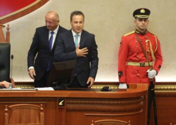 Pse u frikësua Berisha të votojë kundër Niko Peleshit?