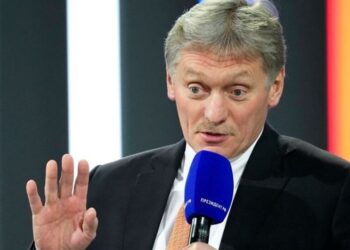 Kremlini: Putin dëshiron që të punojë me SHBA-të për paqe, por presioni perëndimor nuk po ndihmon