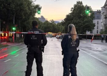 Nxënësi nga Kosova plagosi mësuesen, policia gjermane: Dyshime për arsye fetare