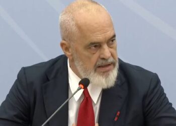 Rama: Jo më ministri vetëm e policisë! Shërbimi zjarrfikës dhe adresat kërkojnë reformim