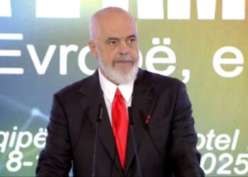 Rama thirrje trupës diplomatike: Të gjithë të fokusoheni në objektivin historik të integrimit në BE!