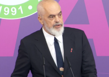 “PS në pushtet edhe në 2050-ën! Rotacionet e qeverive në demokraci? Përralla! Shihni Suedinë…”
