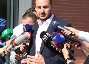 Salianji propozon protestë në seancën e parë plenare: Pas mosnjohjes së zgjedhjeve, duhet reagim i fortë