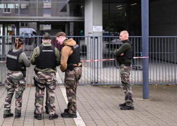 Francë, sulm i përgjakshëm në një shkollë, nxënësi 14-vjeçar godet me thikë mësuesen