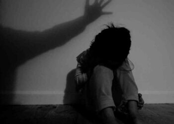 Tronditëse në Itali/12 vjeçarja përdhunohet nga dy të rinj, i shpërndajnë video në WhatsApp