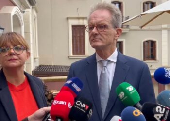 Shqipëria me 101 deputetë? Ambasadori i Holandës: Çështje sovrane, çdo vend ka të drejtën e ndërtimit të parlamentit