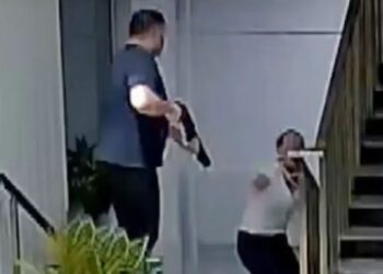 “Të lutem ndalo!”/ Krim makabër, 44-vjeçari qëllon 3 herë për vdekje ish-gruan brenda në spital dhe largohet nga vendngjarja.. (Pamjet e rënda)