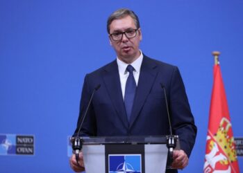 Protestat në Novi Sad, Vuçiç: Fundërrinat europiane kanë ardhur për të rrënuar Serbinë