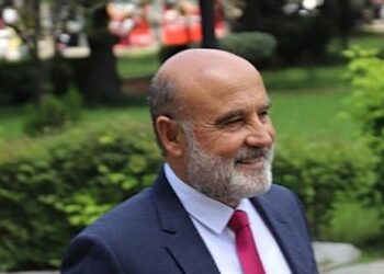 “Dorëheqja e Ermal Dredhës, akt qytetarie!”/ Deputeti Vullnet Sinaj: Qeveria Rama 4 nga më të mirat, me përgjegjësi në..